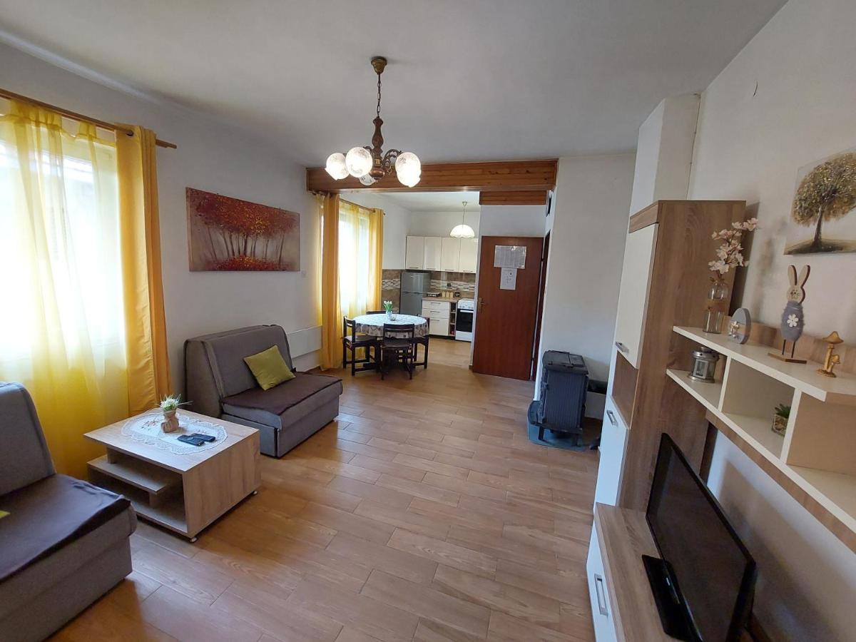 Apartman Rozmari Lokve Buitenkant foto